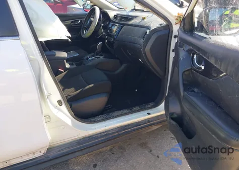 2017 Nissan Rogue S z USA, uszkodzony, nr VIN KNMAT2MT2HP513359